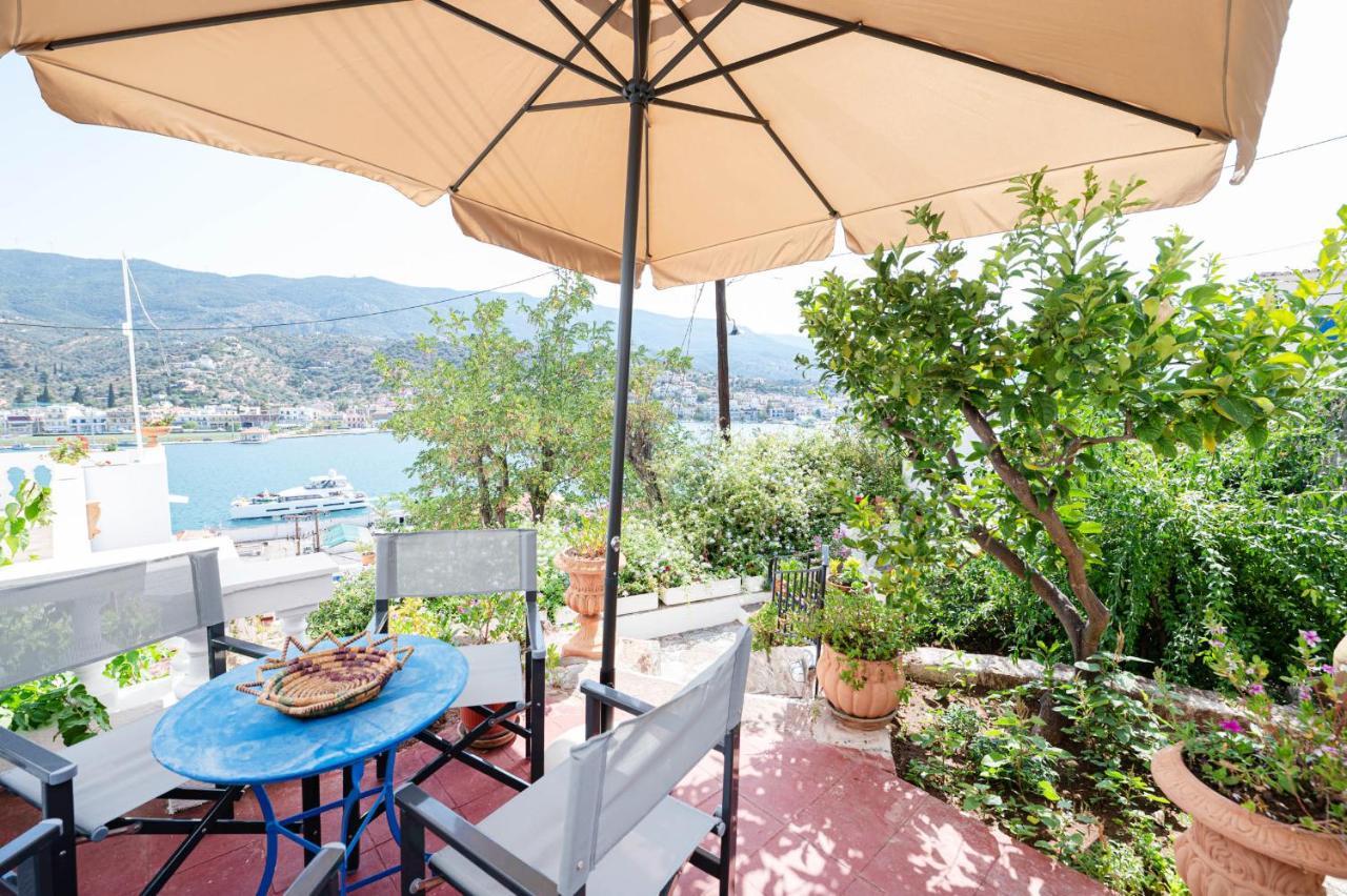 Traditional House Under The Clock Tower With Sweet View Poros Town Eksteriør billede