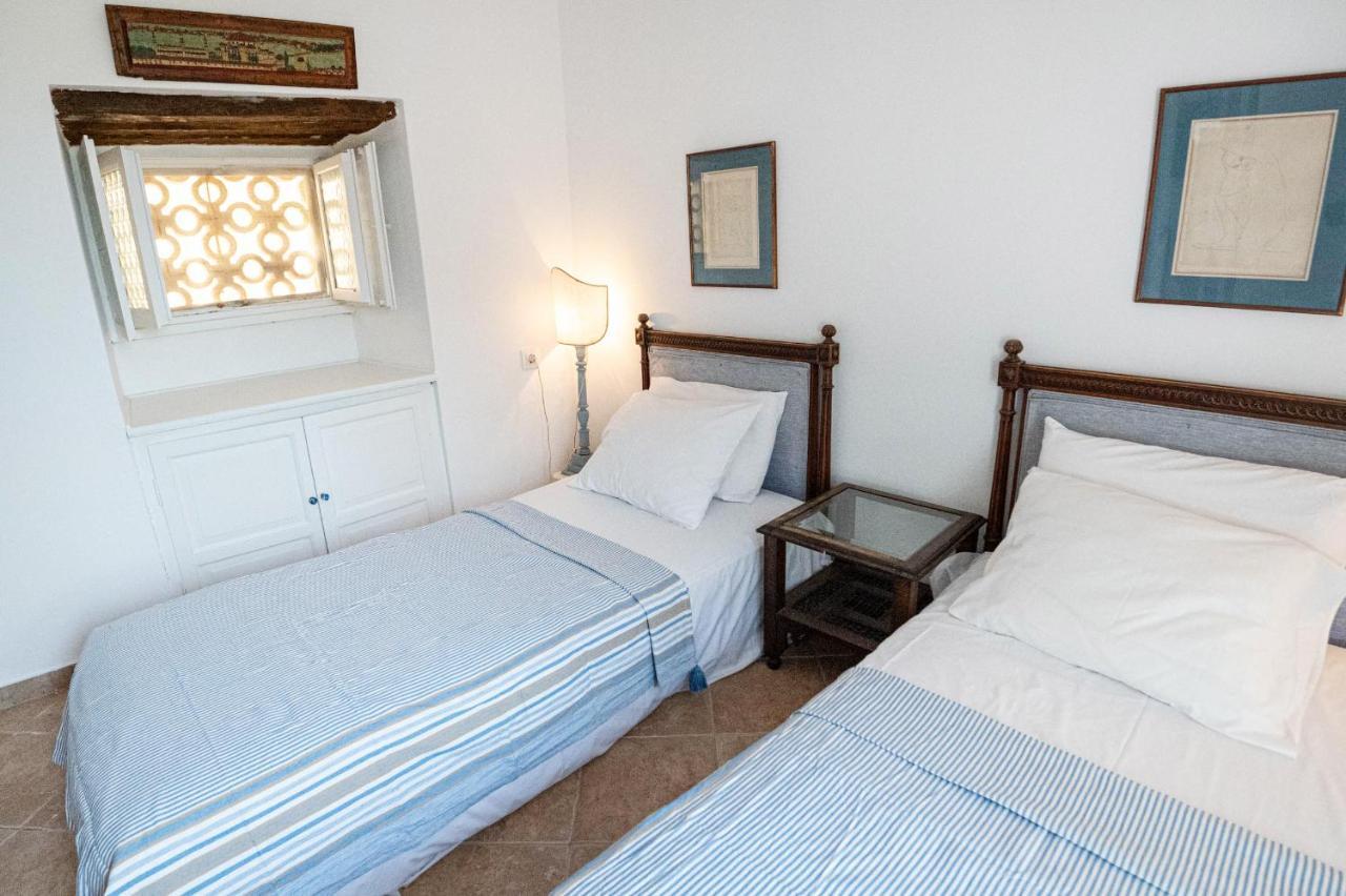 Traditional House Under The Clock Tower With Sweet View Poros Town Eksteriør billede