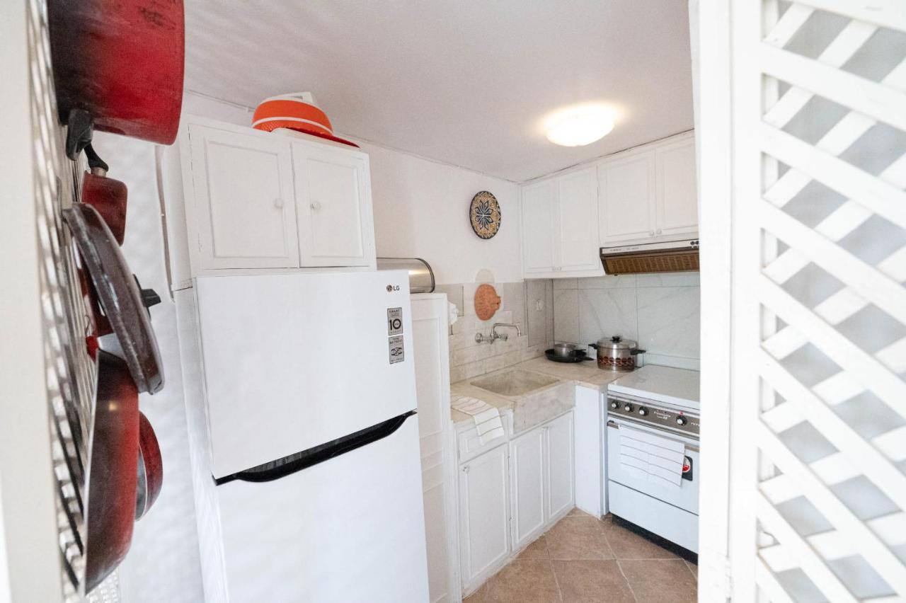 Traditional House Under The Clock Tower With Sweet View Poros Town Eksteriør billede